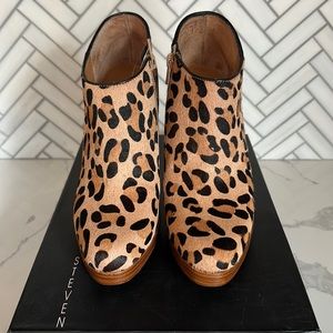 Steven by Steve Madden Lipstik 2 Leopard Booties Round Toe